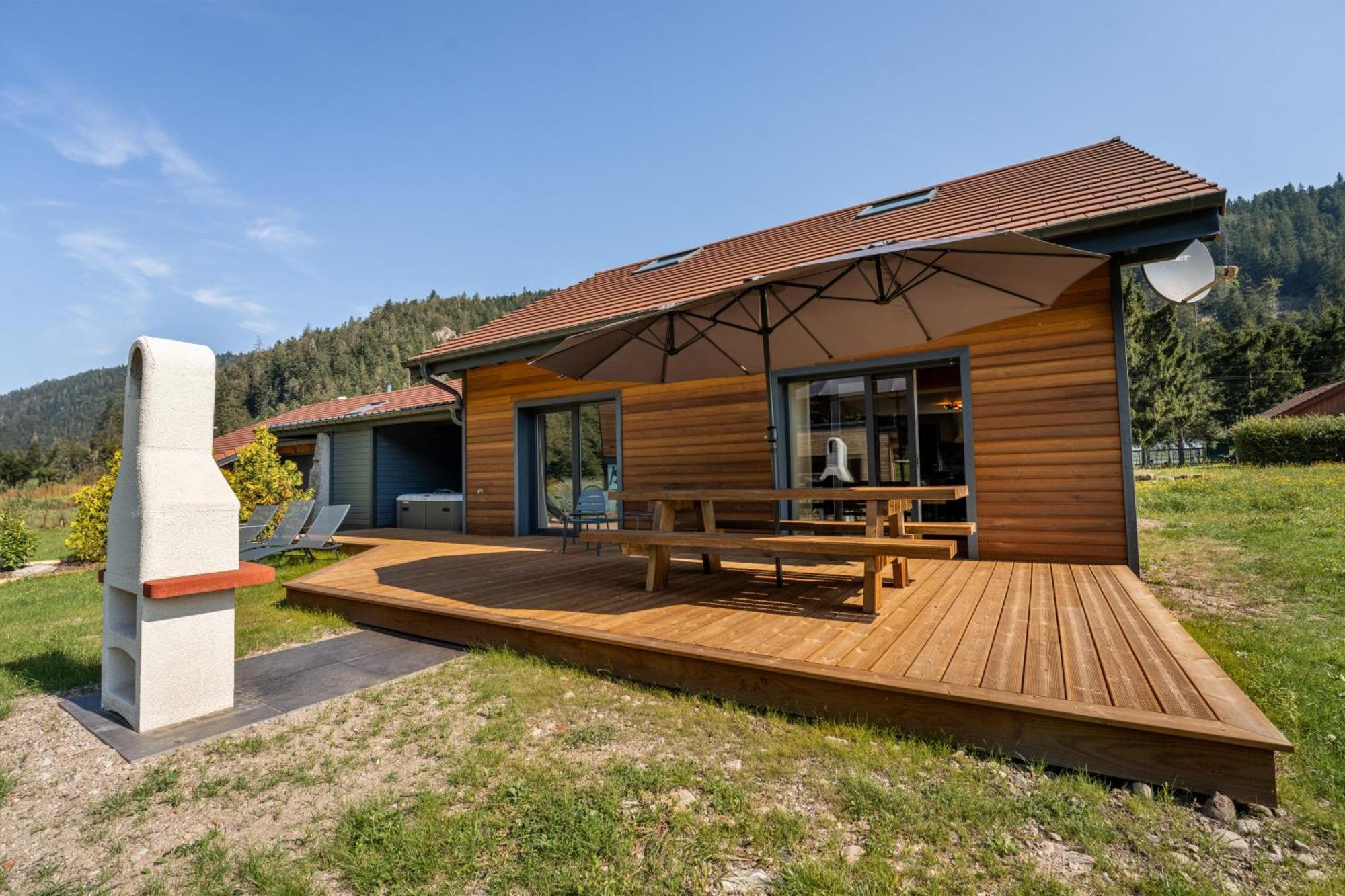 Chalet Nemesia Avec Spa A جوراردُميه المظهر الخارجي الصورة